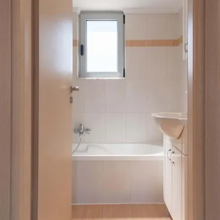 Apartment Santa Marina 5